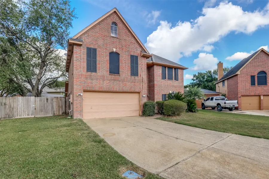 326 Dunford Court, Highlands, TX 77562 - Image #2
