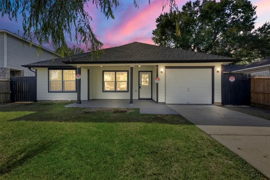 111 Calvin Street, Pasadena, TX 77506 - Image #2
