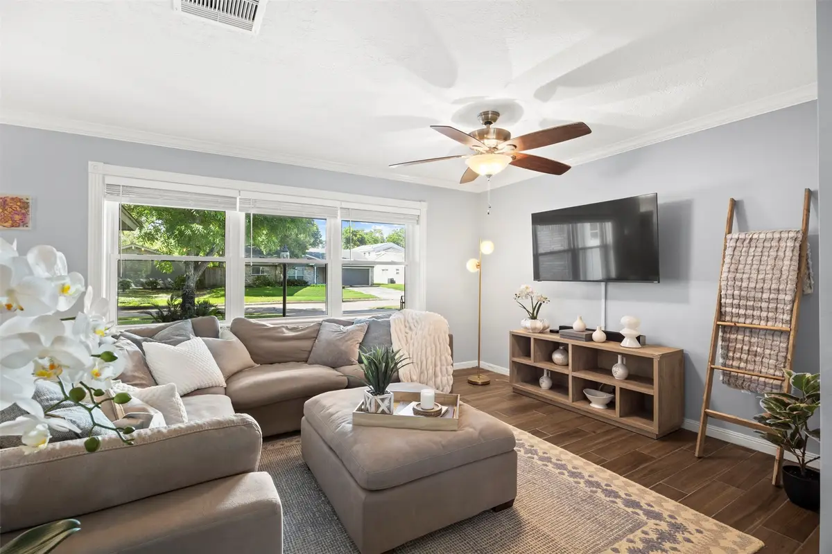 5334 Saxon Drive, Houston, TX 77092 - #1
