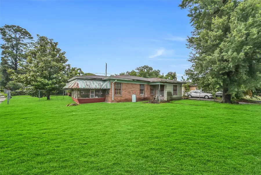 8101 Howard Drive, Houston, TX 77017 - #3