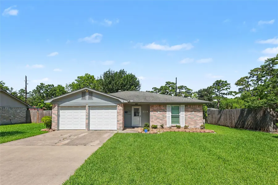7319 Palmetto Lane, Baytown, TX 77521 - #2