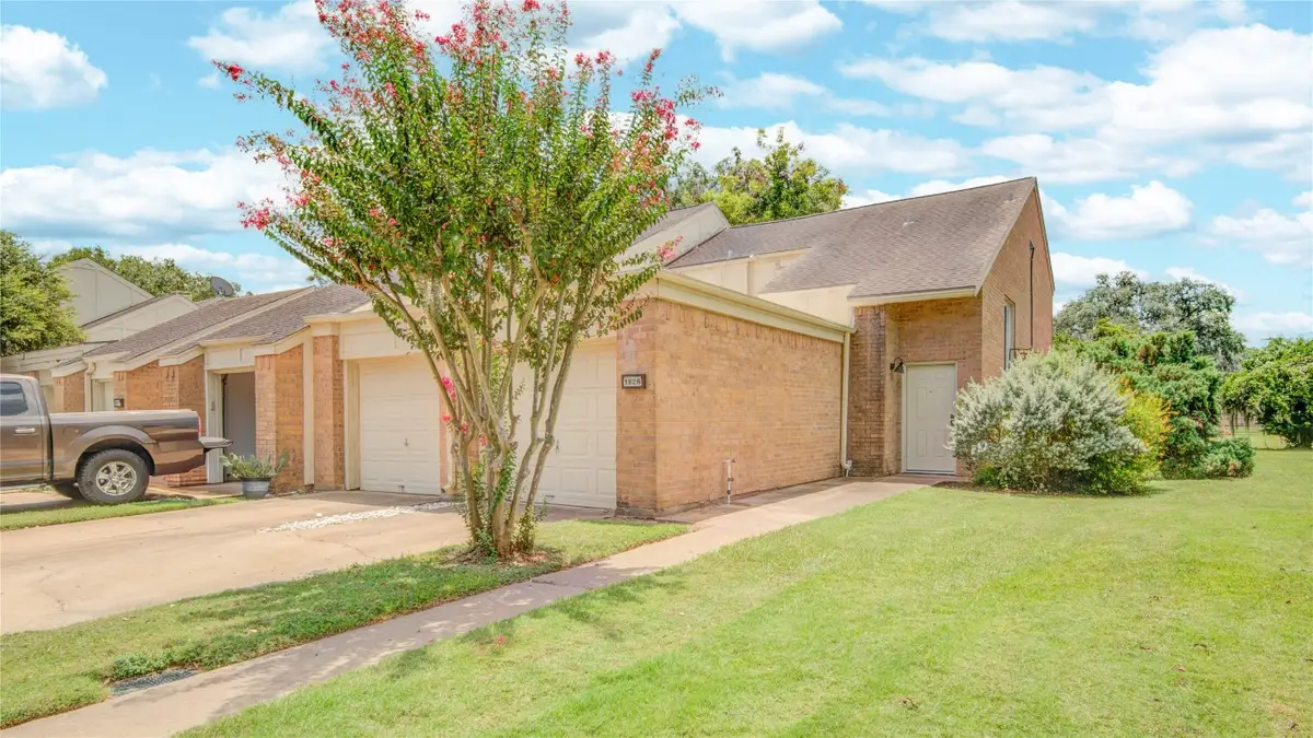 1826 Veranda Drive, West Columbia, TX 77486 - #1