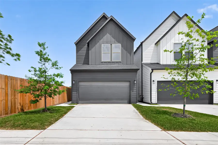 7422 Maxroy Street, Houston, TX 77088 - #2