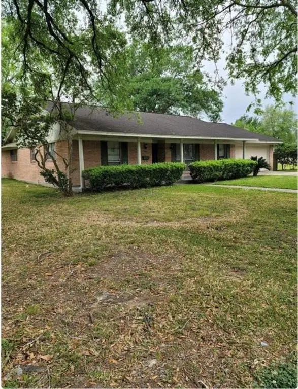 8835 Valley View Lane, Houston, TX 77074