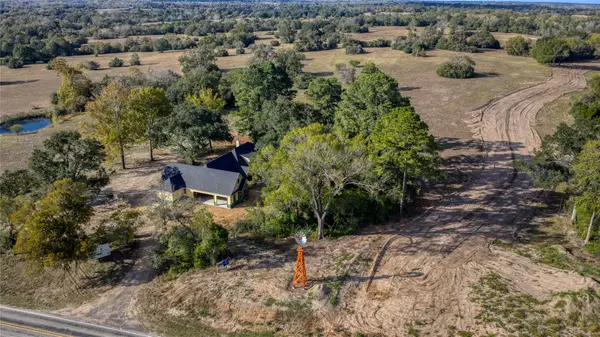 8 Windmill Ridge, Brenham, TX 77833
