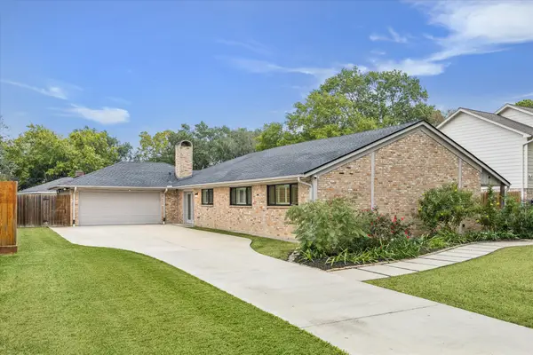 10818 Olympia Drive, Houston, TX 77042