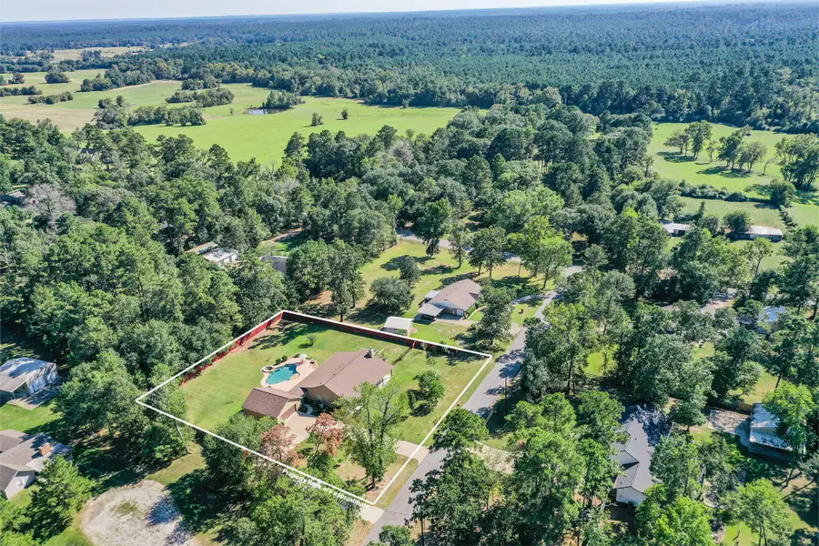 114 Pinewood Lane, Huntsville, TX 77340 - Image #2