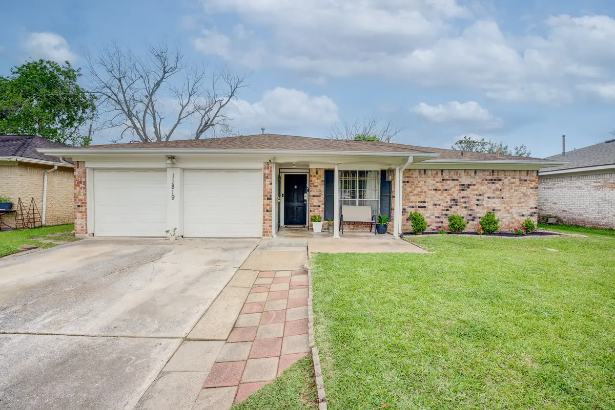11819 S Nottingham Circle, Houston, TX 77071 - #1
