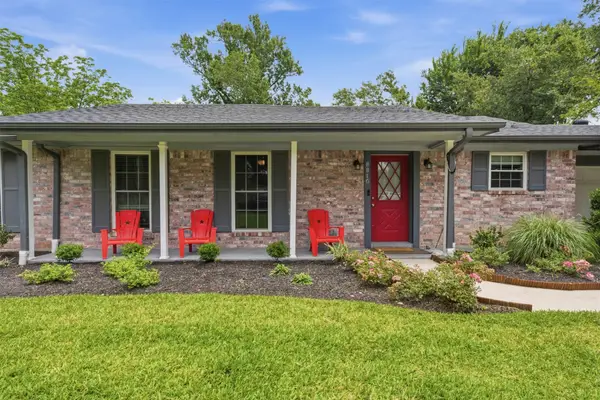 8810 Seber Drive, Tomball, TX 77375