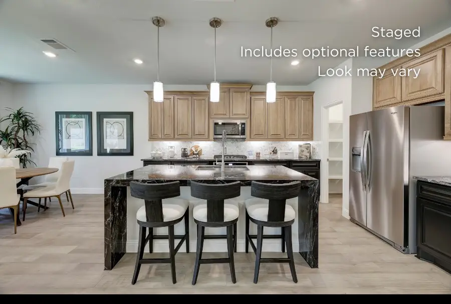 26112 Treetop Terrace Lane, Montgomery, TX 77316 - Image #2