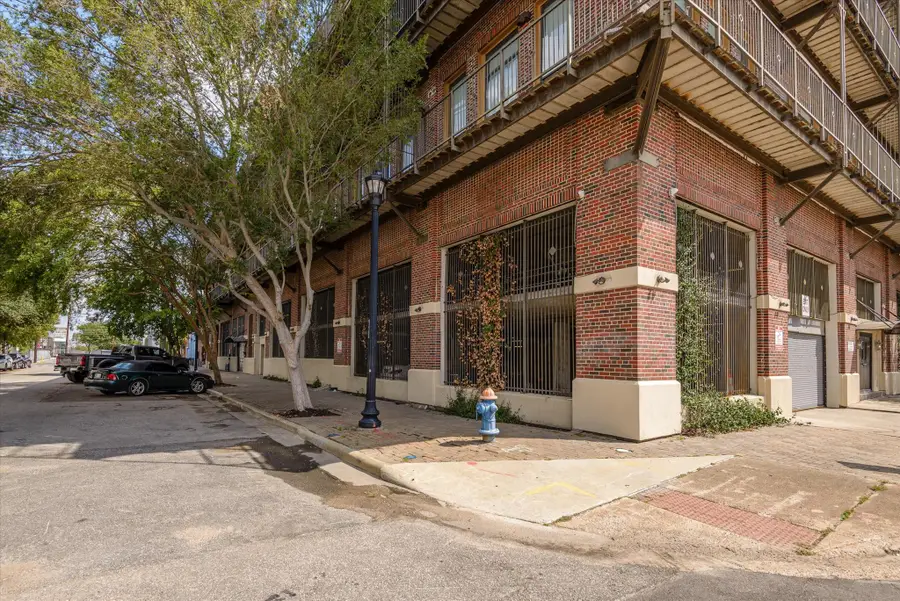 2205 Mckinney Street #309, Houston, TX 77003 - #3