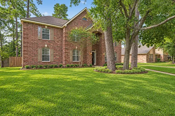 111 Pine Manor Drive, Conroe, TX 77385