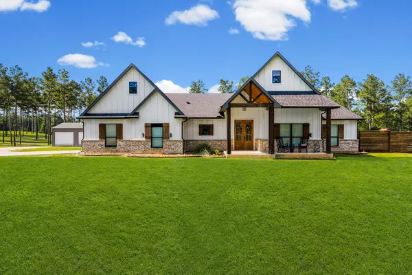 309 Rolling Pines Drive, Livingston, TX 77351