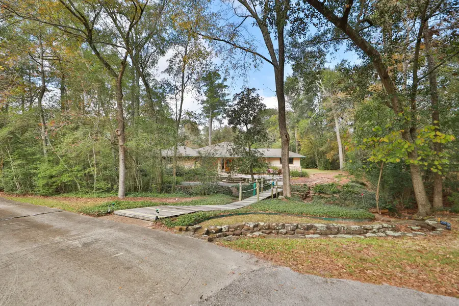 26530 Pin Oak Drive, Magnolia, TX 77354 - Image #3