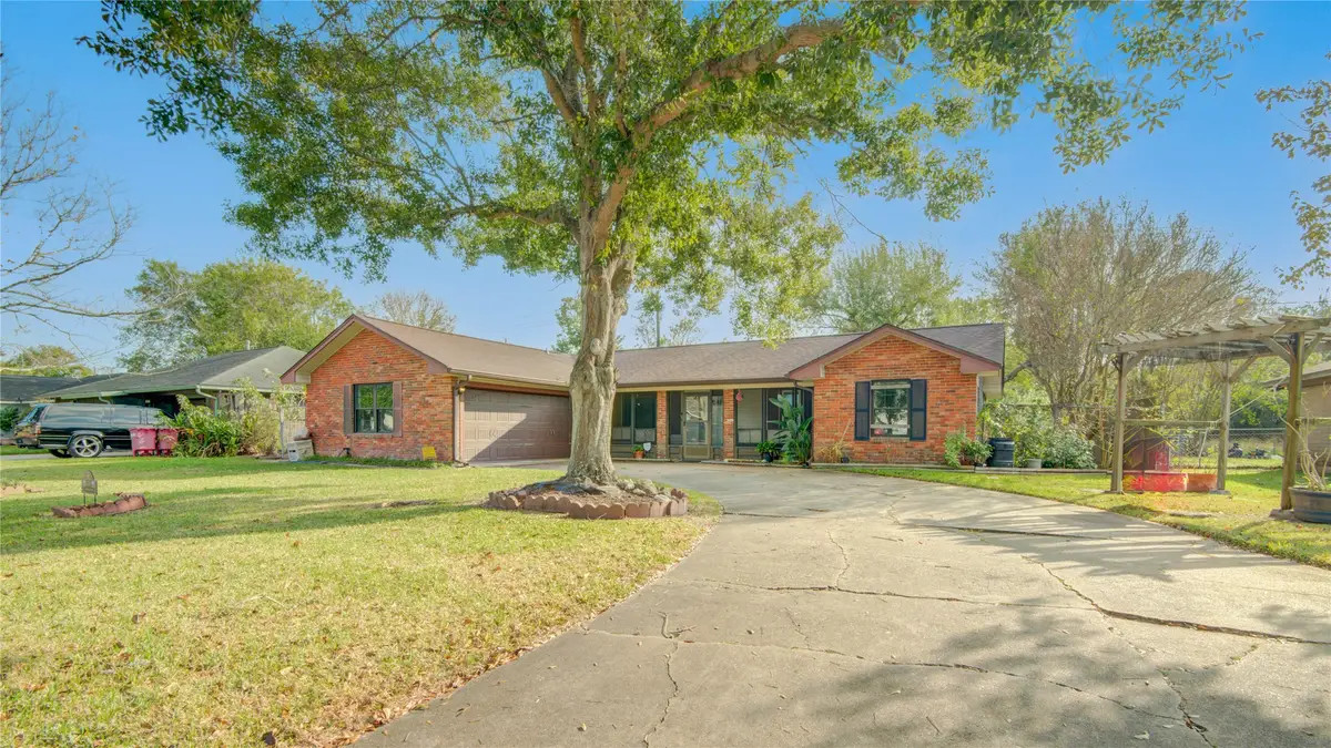 1607 W 11th Street, Freeport, TX 77541 - Image #1