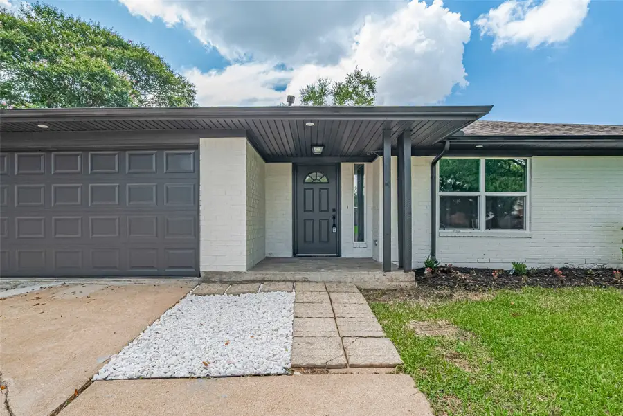 3407 Coachlight Lane, Baytown, TX 77521 - #3