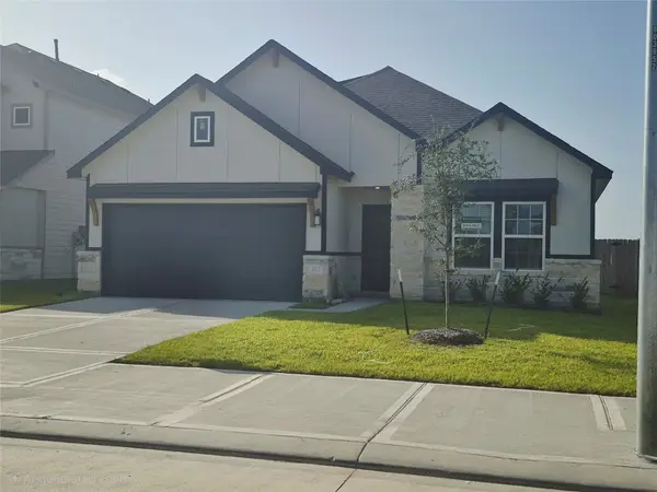 403 Dorion Lagoon, Crosby, TX 77532