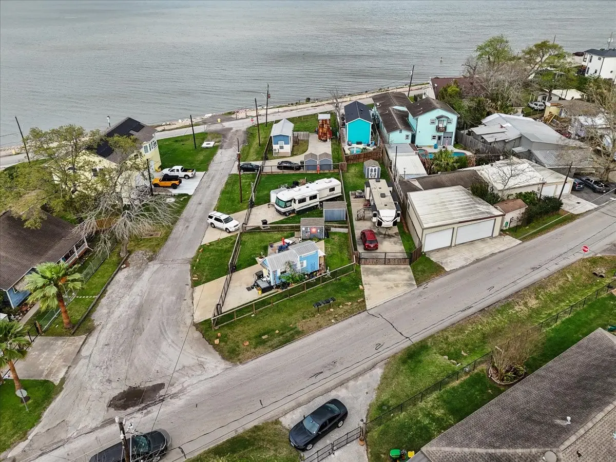 4403 W Bayshore Drive, Bacliff, TX 77518 - #1