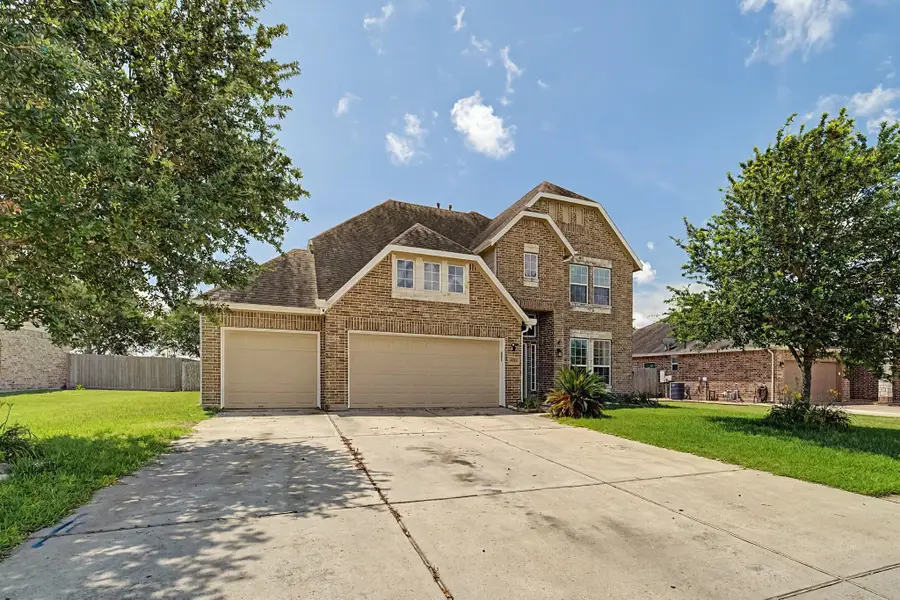 4022 Cypress Point Drive, Monterey Belvieu, TX 77523 - #2