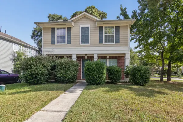 439 Laurel Timbers Drive, Houston, TX 77339
