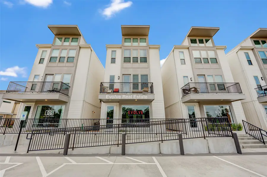 18732 Centro Main Street, Shenandoah, TX 77385 - #2