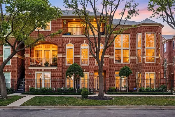416 Mcgowen Street, Houston, TX 77006