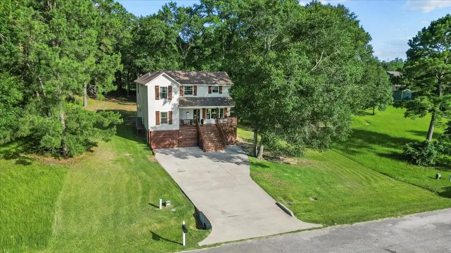 147 Wildwood Lake Drive N, Huntsville, TX 77340 - Image #3