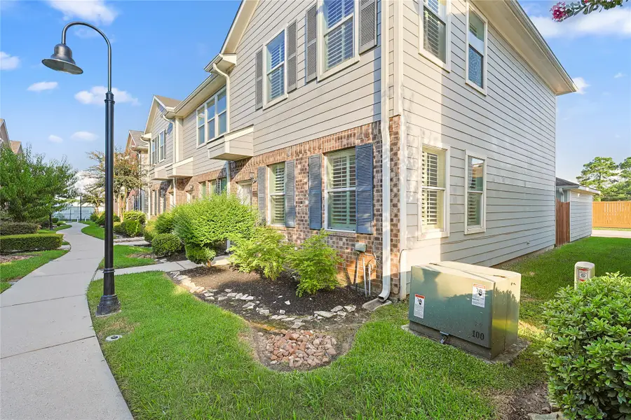 2227 Kemah Village Drive, Kemah, TX 77565 - Image #2