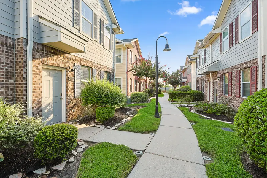 2227 Kemah Village Drive, Kemah, TX 77565 - Image #3