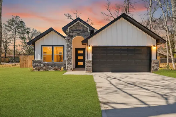 604 Jefferson Avenue, Cleveland, TX 77327