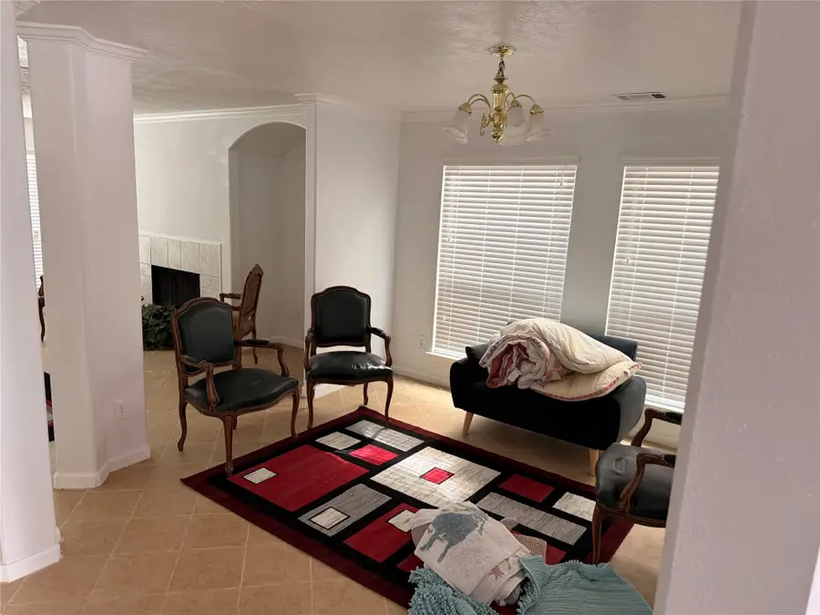 3030 Palace Oaks Drive, Houston, TX 77082 - #2