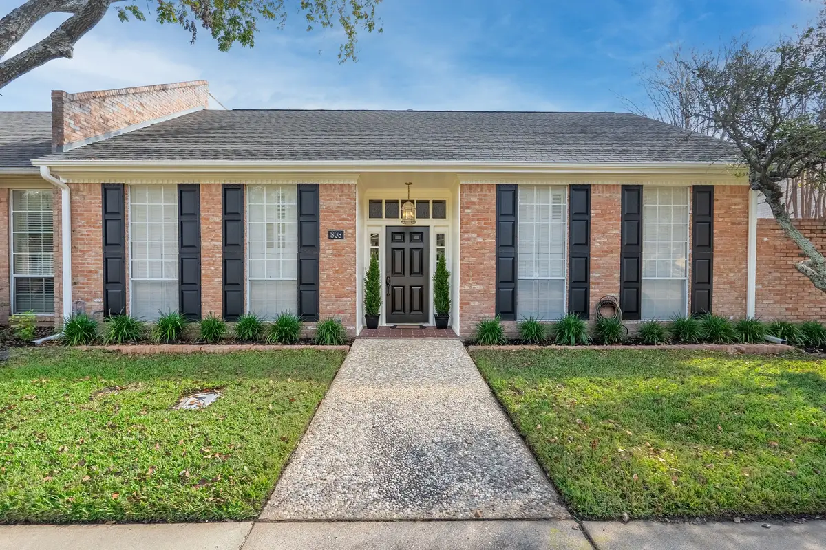 808 Dogwood Lane, Bryan, TX 77802 - Image #1