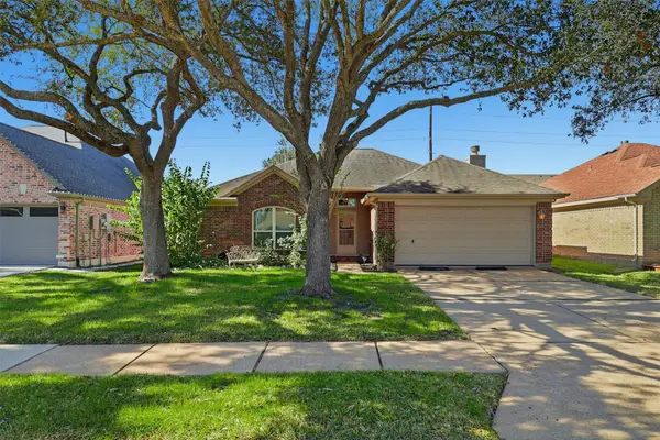 6806 Oakleaf Trail Lane, Richmond, TX 77407