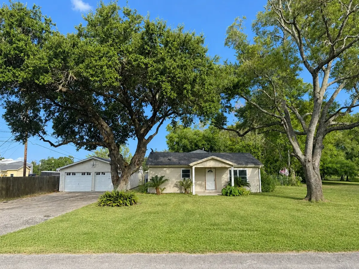 4701 Cherry Street, Santa Fe, TX 77517 - #1