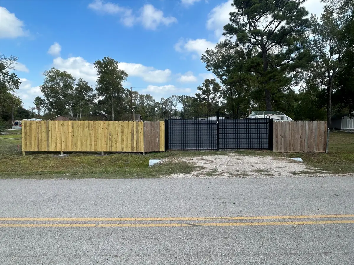 11130 Meadowvine Drive, Houston, TX 77044 - Image #1