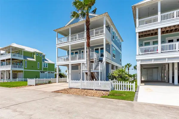 11706 Opihi, Galveston, TX 77554