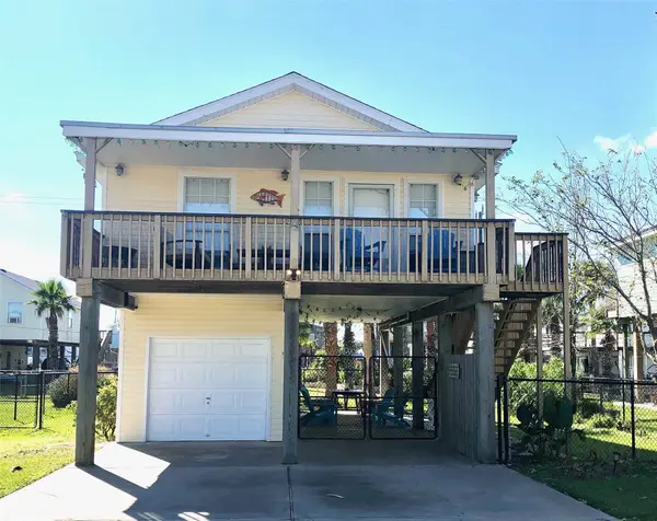 4034 Panola Drive, Galveston, TX 77554