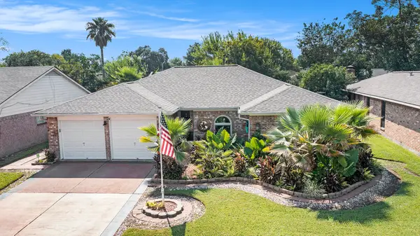 830 Seamaster Drive, Houston, TX 77062