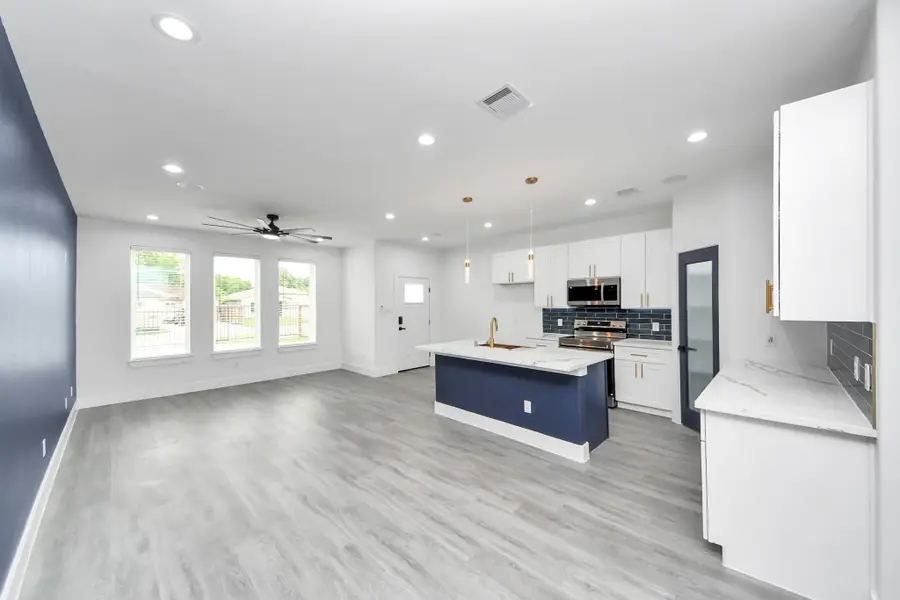 221 Armstrong Street, Houston, TX 77029 - #3