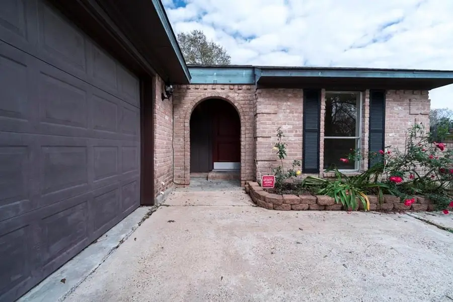 14034 Utopia Drive, Sugar Land, TX 77498 - Image #3