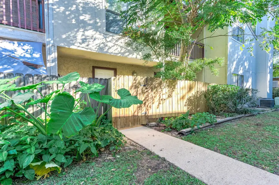 3921 Tanglewilde Street #3921, Houston, TX 77063 - #3