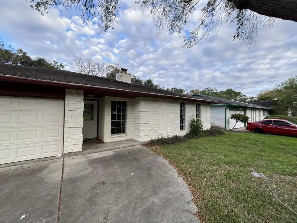 16631 Blackhawk Boulevard, Friendswood, TX 77546 - #1