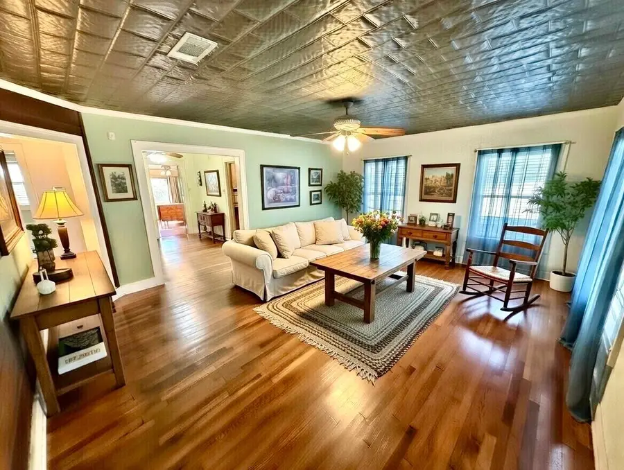 405 W Milam Street, Livingston, TX 77351 - #2