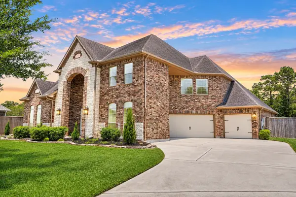 405 Old Orchard Drive, Dickinson, TX 77539