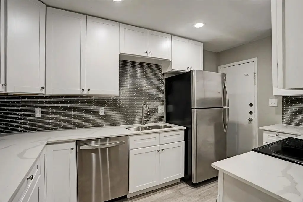 12633 Memorial Drive #218, Houston, TX 77024 - Image #1