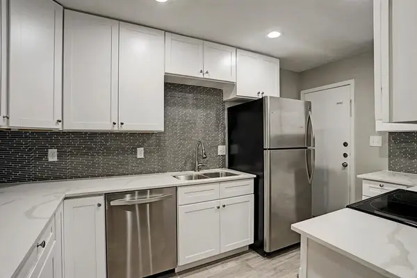 12633 Memorial Drive #218, Houston, TX 77024