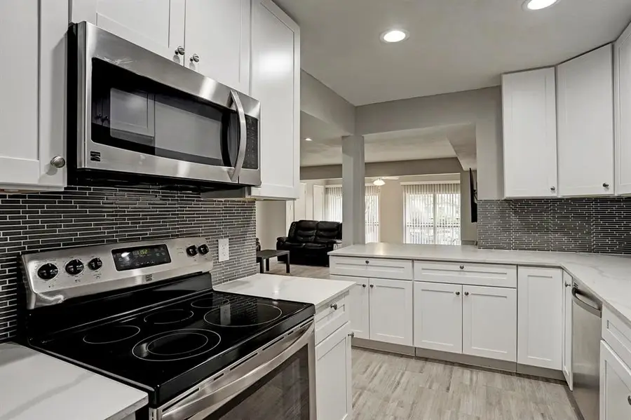 12633 Memorial Drive #218, Houston, TX 77024 - Image #2