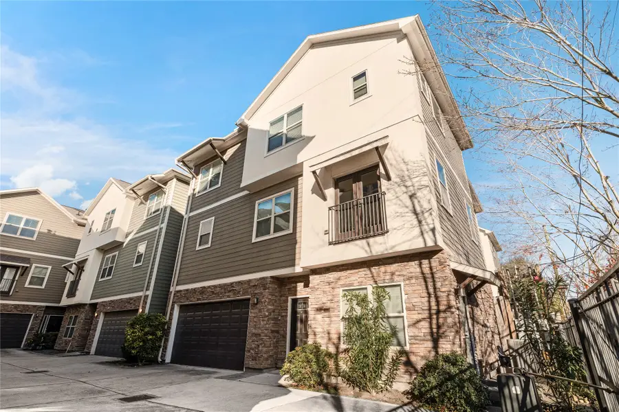 933 W 24th Street #A, Houston, TX 77008 - Image #2