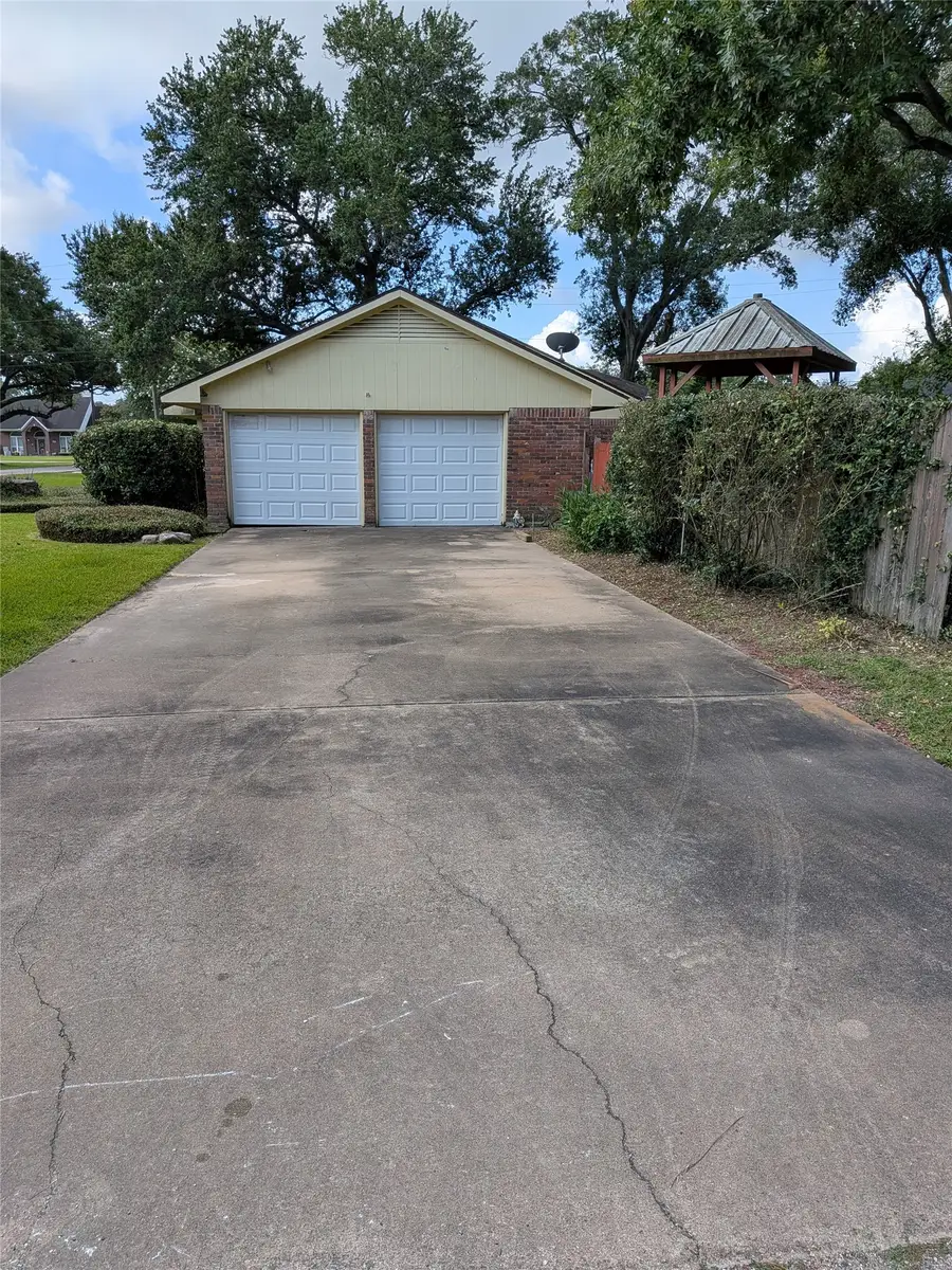 1206 Terrace Drive, Alvin, TX 77511 - #2