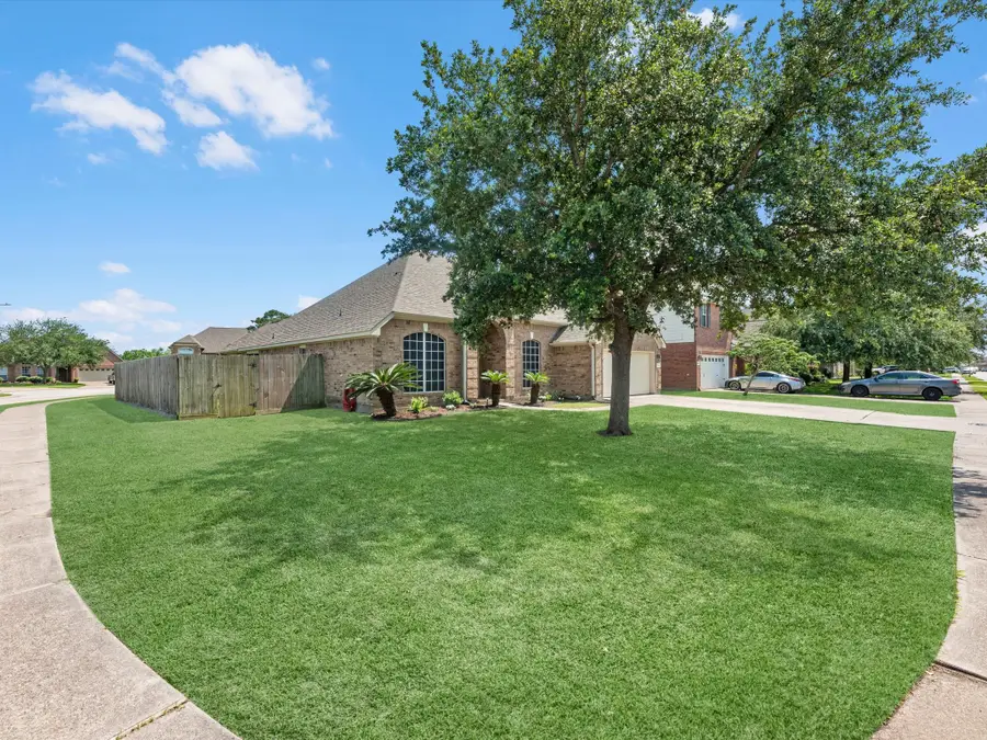 5122 Dripping Spring Avenue, Baytown, TX 77523 - #3